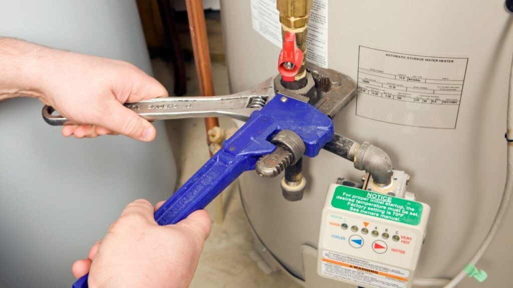 ater heater pressure relief valve leak